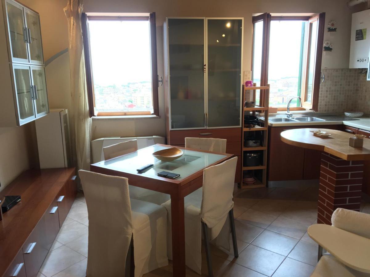 Villa Beach Holiday  Terracina Exterior foto