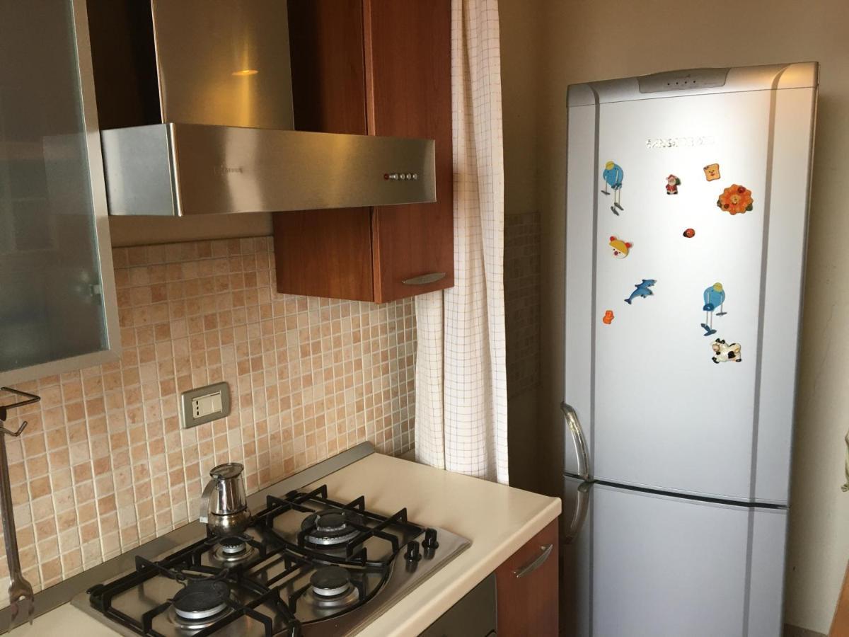 Villa Beach Holiday  Terracina Exterior foto