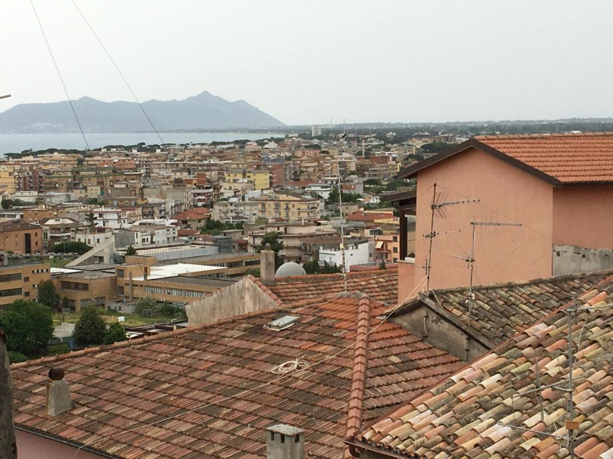Villa Beach Holiday  Terracina Exterior foto