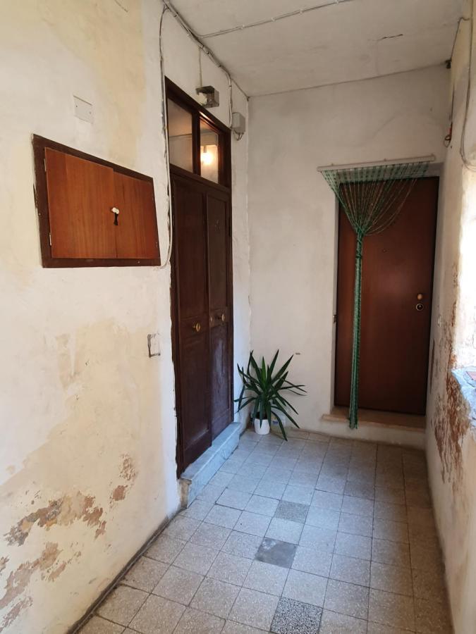 Villa Beach Holiday  Terracina Exterior foto